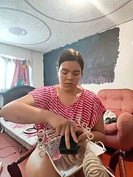 Snapshot of krolay16 chatting on September 2025 08:36:01 PM krolay16 online show from September 2025 08:36:01 PM