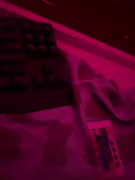 kisssssssss online show from February 2025 09:25:02 PM