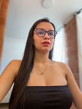 Snapshot of Soy_Sara7 chatting on July 2026 05:18:01 PM Soy Sara7 online show from July 2026 05:18:01 PM