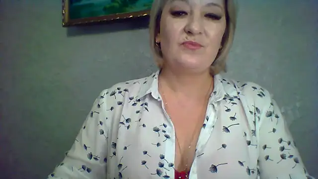 Snapshot of ArielXLoveresss chatting on November 2025 08:24:01 AM ArielXLoveresss online show from November 2025 08:24:01 AM