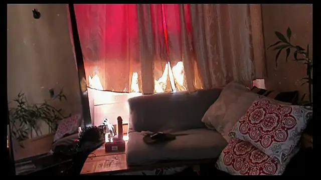 SoleiAndKairo online show from April 2026 05:17:01 PM