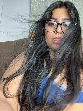 virginbrunette99 online show from June 2026 06:18:02 AM