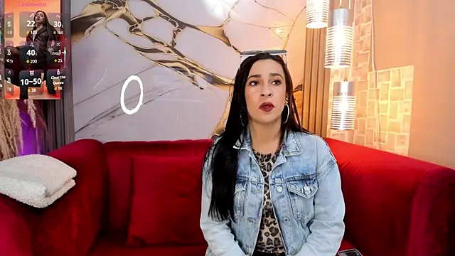 Snapshot of Bella_williamss_ chatting on September 2025 07:48:01 PM Bella williamss online show from September 2025 07:48:01 PM