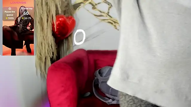 Bella williamss  online show from April 2026 07:51:02 PM