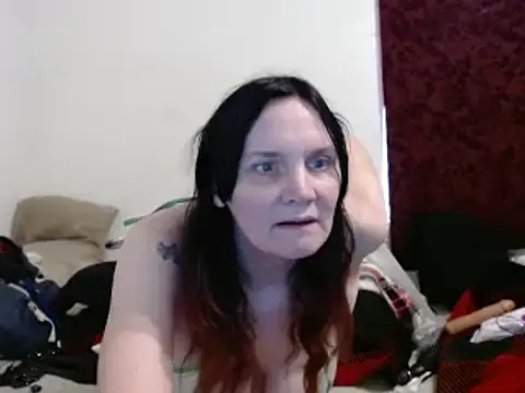 Snapshot of Hotmodel1984 chatting on December 2024 09:24:01 PM Hotmodel1984 online show from December 2024 09:24:01 PM