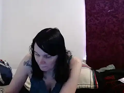 Snapshot of Hotmodel1984 chatting on January 2025 08:10:01 PM Hotmodel1984 online show from January 2025 08:10:01 PM