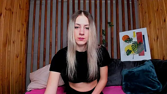 Ellen Ross online show from March 2025 01:05:02 AM