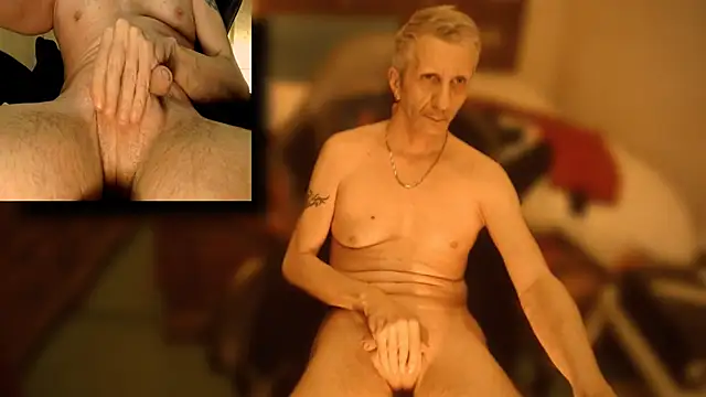 maxdaddy690 online show from February 2025 10:39:02 PM