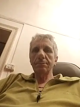 maxdaddy690 online show from March 2025 02:37:01 PM