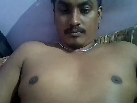 Snapshot of FreezyFreez chatting on September 2025 07:25:01 PM FreezyFreez online show from September 2025 07:25:01 PM