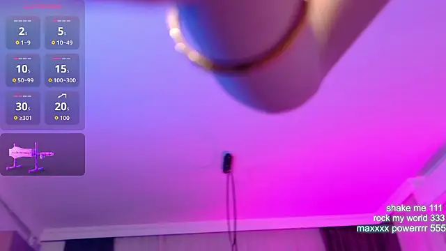 CutiePie69   online show from February 2026 08:46:02 PM