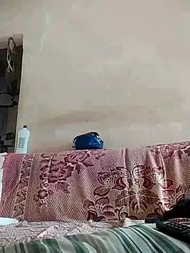 Fellyna online show from February 2025 04:00:01 PM