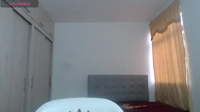 Anthonela Queen online show from October 2025 12:25:02 PM