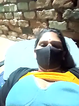 Chhavi Chadha online show from February 2026 10:04:01 PM