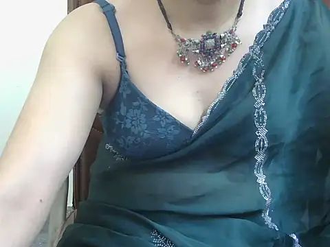 Lovely Manvi online show from October 2025 01:42:02 PM