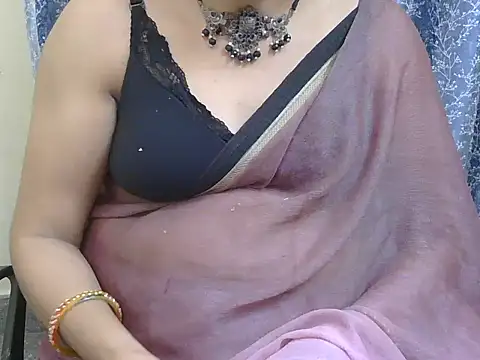 Lovely Manvi online show from December 2025 12:23:02 PM