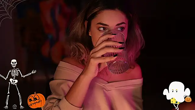 Snapshot of _Allie_ chatting on October 2025 04:45:02 AM Allie online show from October 2025 04:45:02 AM