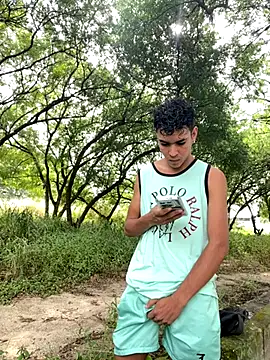 twinks 28 online show from November 2025 01:43:01 PM