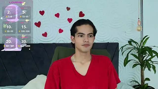 Maximoherrera 16 online show from April 2026 01:47:01 PM