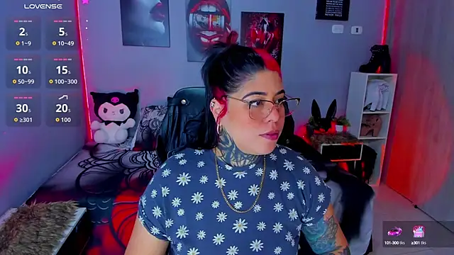 Veronika metal online show from September 2025 01:05:02 PM