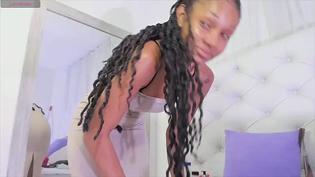 kamii arias online show from October 2025 02:19:01 PM