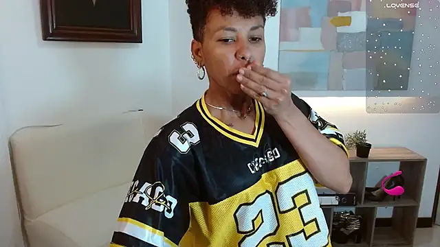 anahi macys online show from October 2025 10:46:02 AM