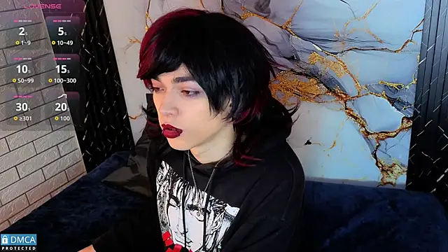 MaeveKuro online show from December 2025 03:05:01 AM