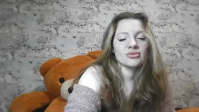 Eveline May online show from March 2026 03:41:02 PM