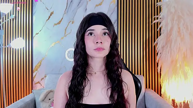 Snapshot of NicoleDallas chatting on September 2025 09:49:01 PM NicoleDallas online show from September 2025 09:49:01 PM
