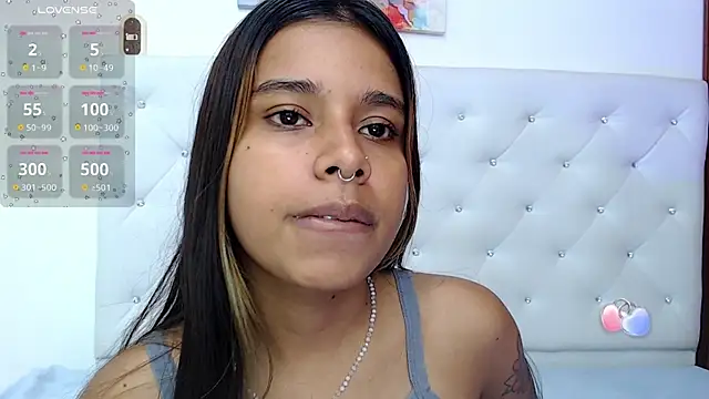 Snapshot of sweetebony_33 chatting on October 2025 05:17:02 AM sweetebony 33 online show from October 2025 05:17:02 AM