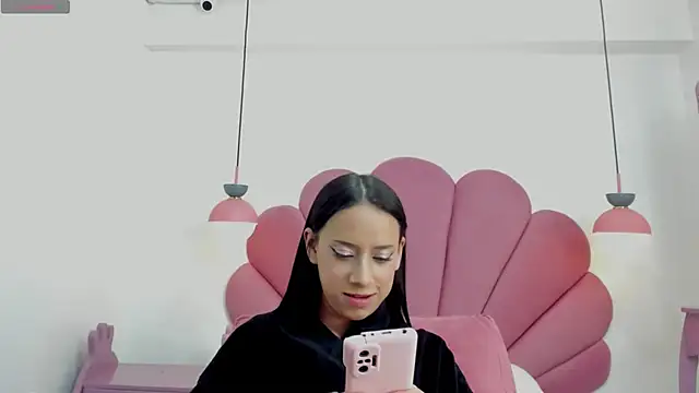Snapshot of zephyra-angels chatting on March 2025 12:59:01 AM zephyra-angels online show from March 2025 12:59:01 AM