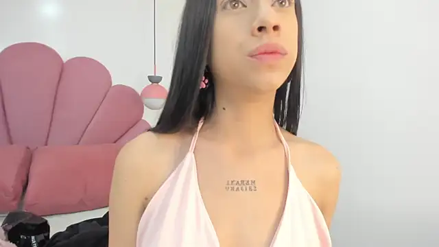Snapshot of zephyra-angels chatting on March 2025 03:07:01 AM zephyra-angels online show from March 2025 03:07:01 AM