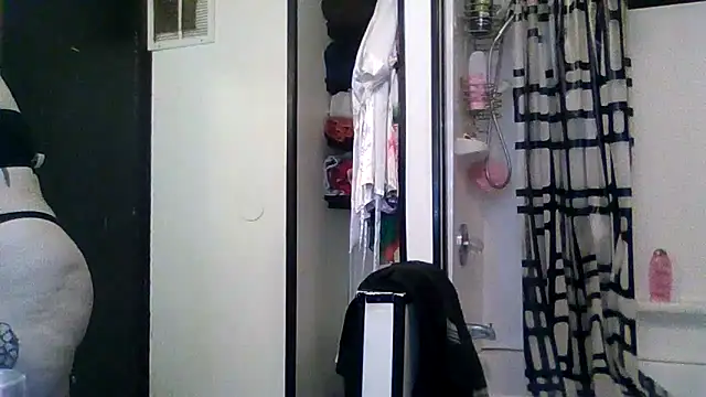 mrstoxox4594 online show from September 2025 03:24:02 PM