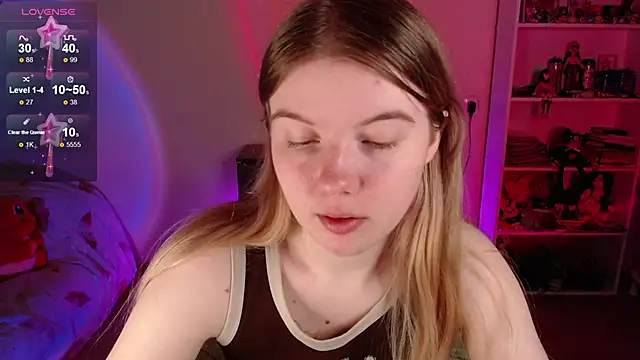 Strawberry juli online show from May 2026 03:13:01 AM