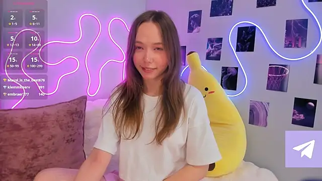 Snapshot of Dreamy_Polly chatting on March 2025 10:07:02 PM Dreamy Polly online show from March 2025 10:07:02 PM