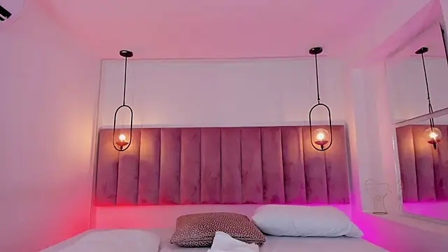 Haily b online show from December 2025 08:26:01 PM