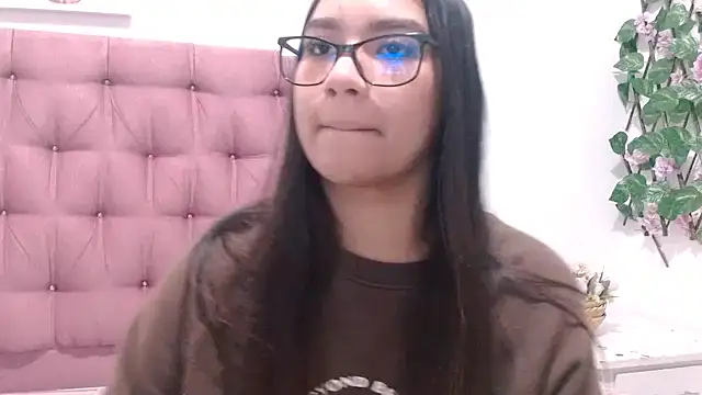 yousweet-Scarett online show from October 2025 09:49:01 PM