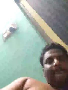 Snapshot of beyondthelines123 chatting on February 2025 06:52:02 PM beyondthelines123 online show from February 2025 06:52:02 PM