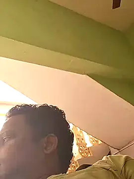 Snapshot of beyondthelines123 chatting on March 2025 03:21:02 AM beyondthelines123 online show from March 2025 03:21:02 AM