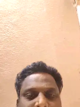 Snapshot of beyondthelines123 chatting on March 2025 02:41:01 AM beyondthelines123 online show from March 2025 02:41:01 AM