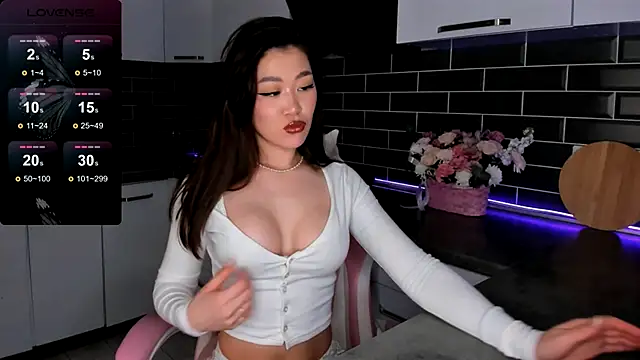 ShaiyaMinn3 online show from November 2025 07:30:01 PM