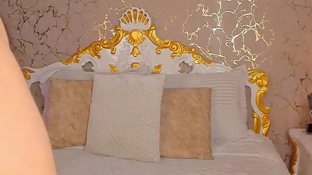 ScarlettWallace online show from March 2025 07:46:02 PM