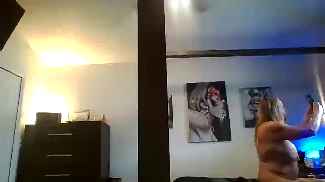 Kat-Licious online show from September 2025 06:41:02 PM