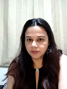 Snapshot of Novata chatting on April 2026 03:42:01 AM Novata online show from April 2026 03:42:01 AM