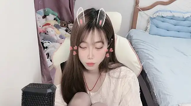 vivian-vv online show from March 2025 09:26:02 PM