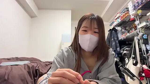 Snapshot of daiyo_kai_Gutara chatting on April 2026 12:08:02 PM daiyo kai Gutara online show from April 2026 12:08:02 PM
