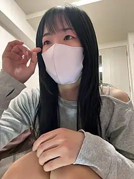 Snapshot of daiyo_kai_Gutara chatting on May 2026 11:04:02 AM daiyo kai Gutara online show from May 2026 11:04:02 AM