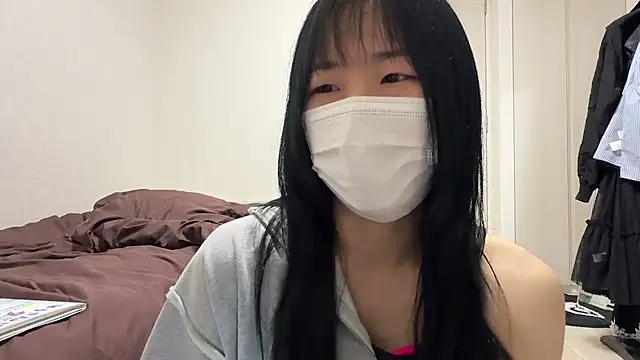Snapshot of daiyo_kai_Gutara chatting on May 2026 02:12:01 PM daiyo kai Gutara online show from May 2026 02:12:01 PM