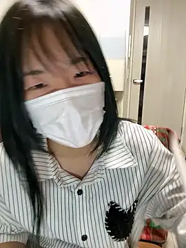 Snapshot of daiyo_kai_Gutara chatting on June 2026 02:12:02 PM daiyo kai Gutara online show from June 2026 02:12:02 PM