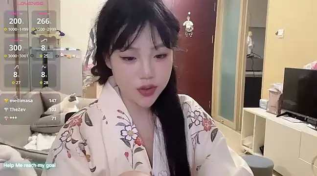 Yik-11 online show from February 2025 10:50:02 PM